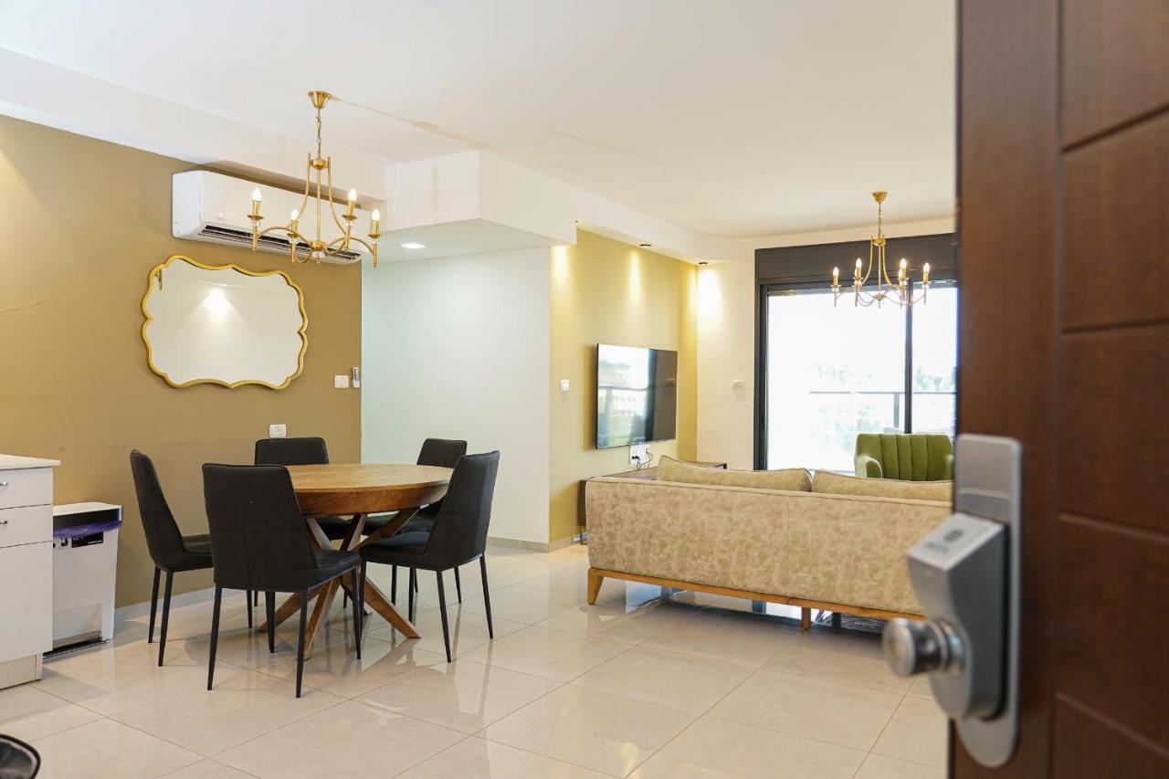 Maorissimo Tower Apartman Akkó Kültér fotó