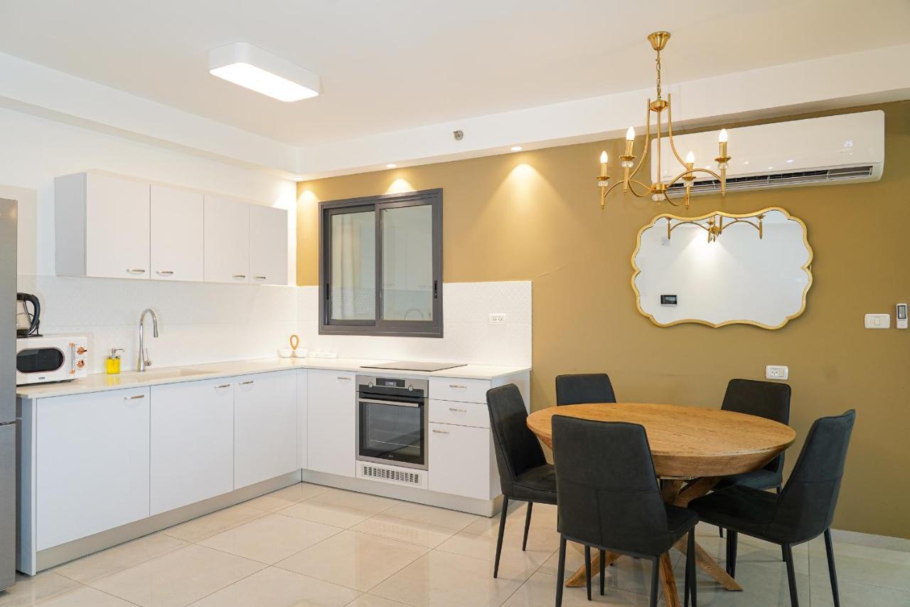 Maorissimo Tower Apartman Akkó Kültér fotó